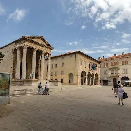 Salvia Apartmán Pula